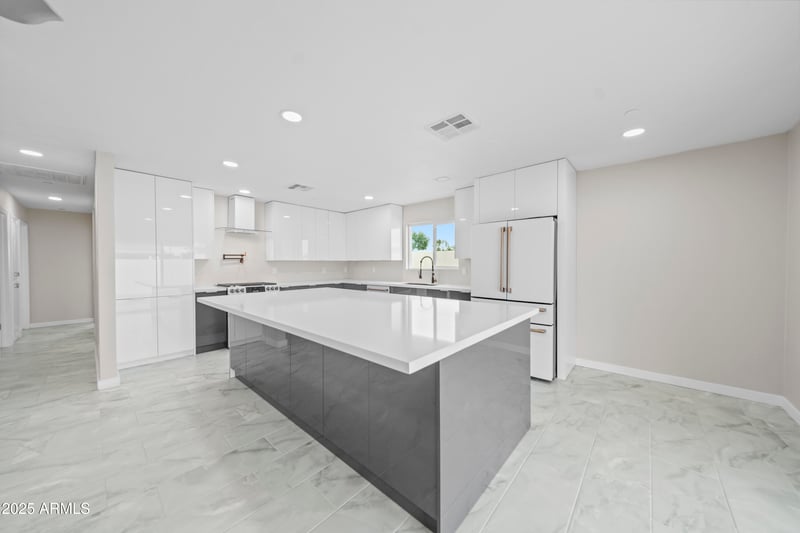 8202 Whitton Ave, Scottsdale, AZ 85251