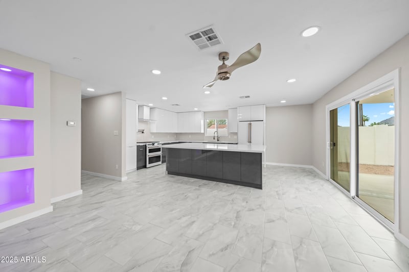 8202 Whitton Ave, Scottsdale, AZ 85251