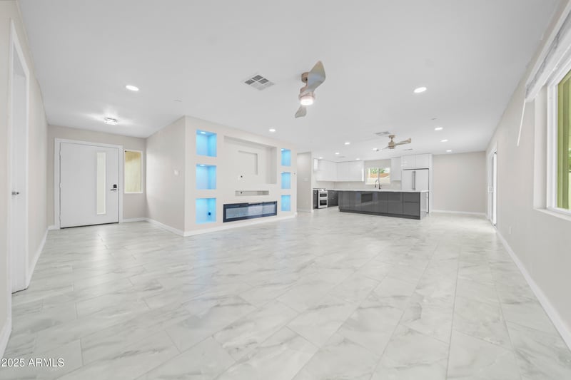 8202 Whitton Ave, Scottsdale, AZ 85251