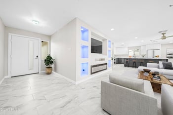 8202 Whitton Ave, Scottsdale, AZ 85251