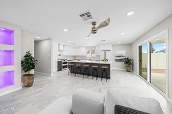 8202 Whitton Ave, Scottsdale, AZ 85251