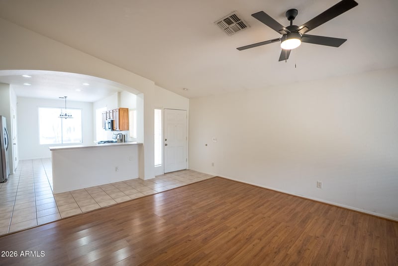 8203 Tonto Ln, Peoria, AZ 85382