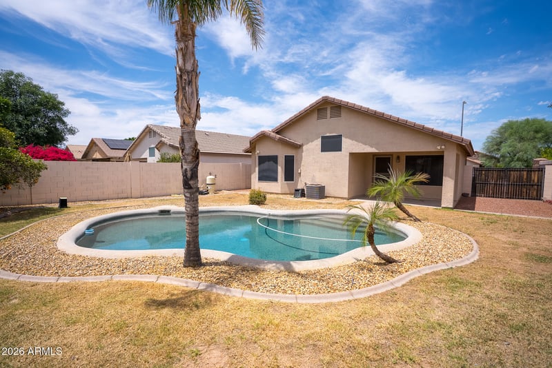 8203 Tonto Ln, Peoria, AZ 85382