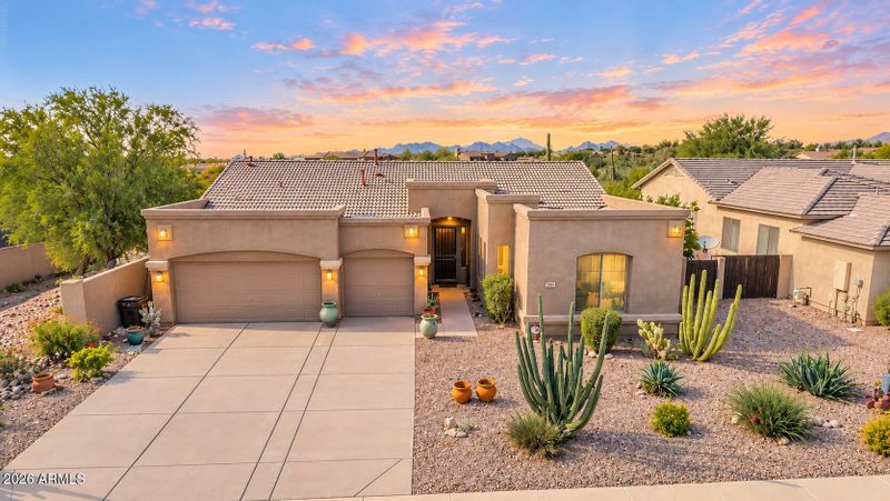 8206 E Apache Plumb Dr, Gold Canyon, AZ 85118