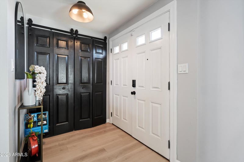 8206 Chaparral Rd, Scottsdale, AZ 85250