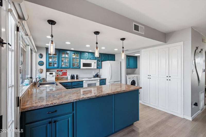 8206 E Chaparral Rd, Scottsdale, AZ 85250