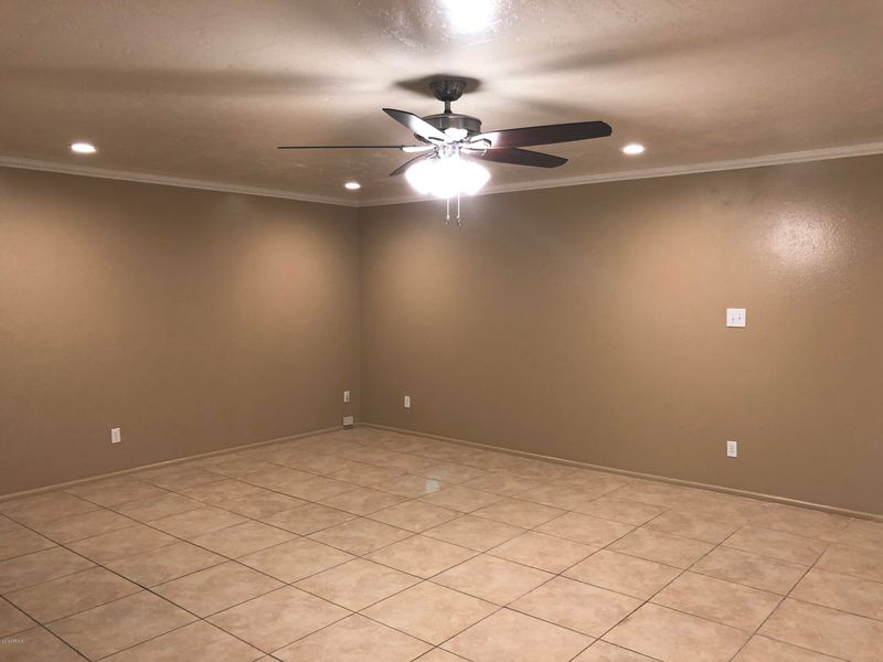 8207 E Rose Ln, Scottsdale, AZ 85250