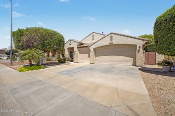 8208 Deanna Dr, Peoria, AZ 85382