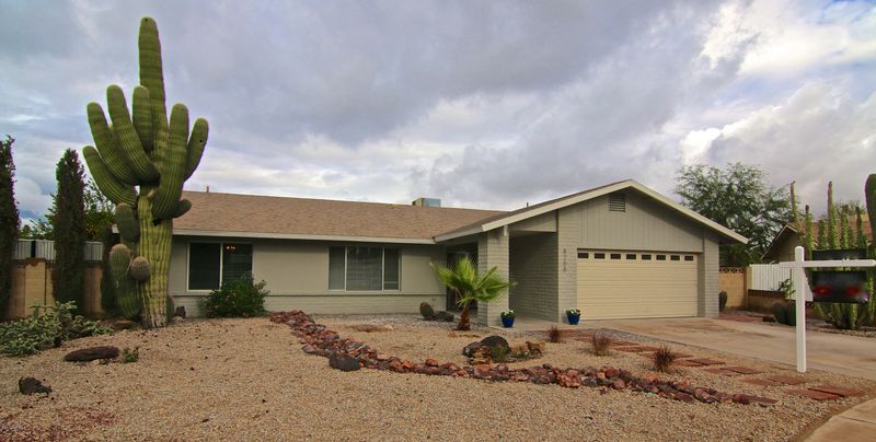 8208 E Horseshoe Ln, Scottsdale, AZ 85250