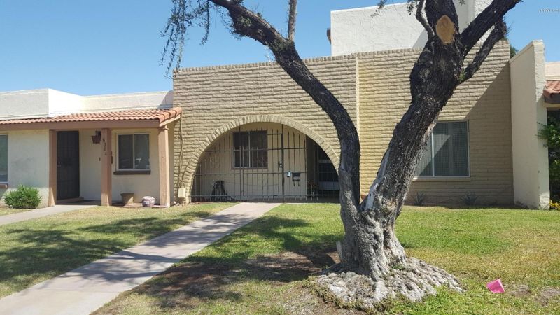 8208 E Mcdonald Dr, Scottsdale, AZ 85250