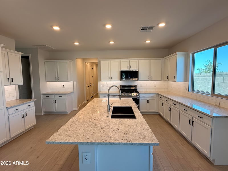 8208 N 173rd Ln, Waddell, AZ 85355