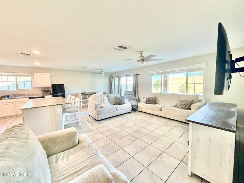 8208 Sands Rd, Glendale, AZ 85303