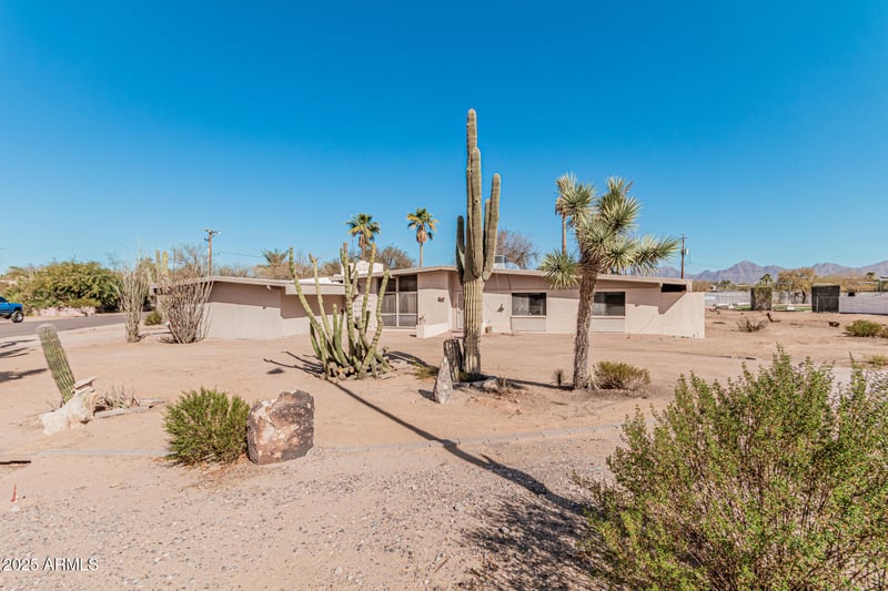 8208 Shea Blvd, Scottsdale, AZ 85260