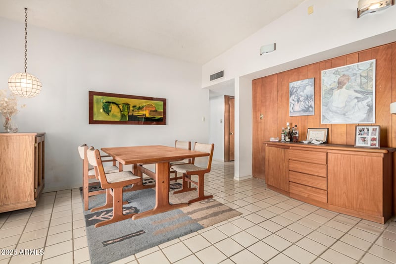 8208 Shea Blvd, Scottsdale, AZ 85260