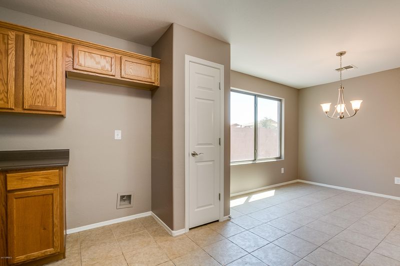 8209 W Superior Ave, Phoenix, AZ 85043