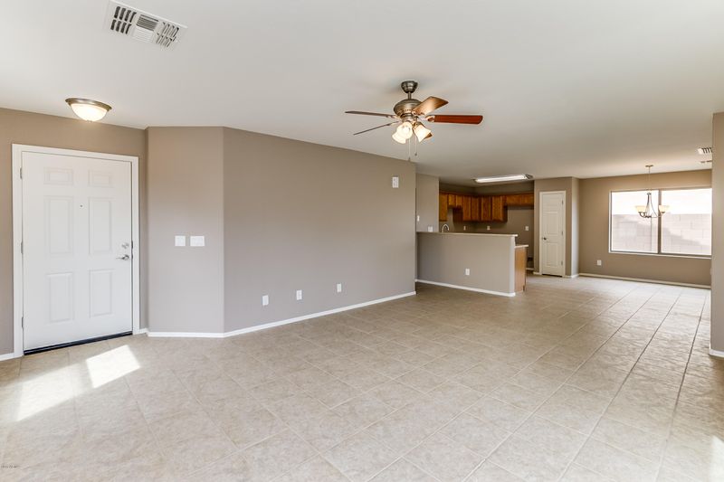 8209 W Superior Ave, Phoenix, AZ 85043
