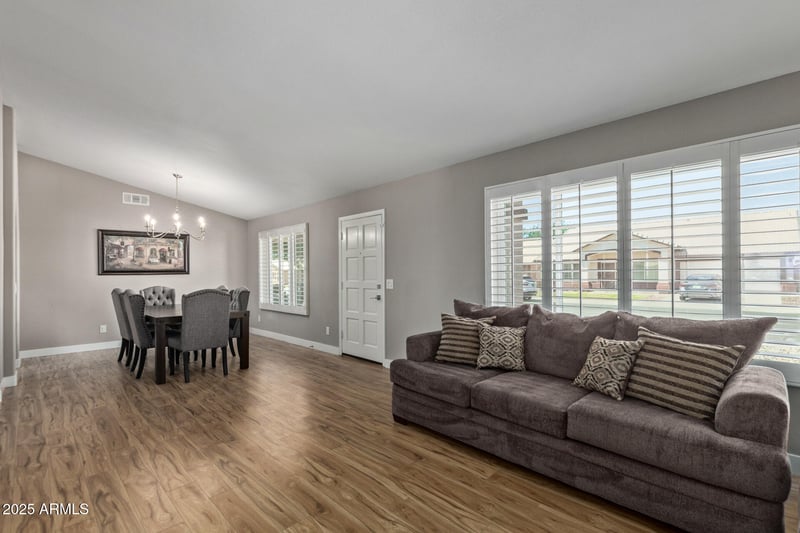 821 Chicago St, Chandler, AZ 85225