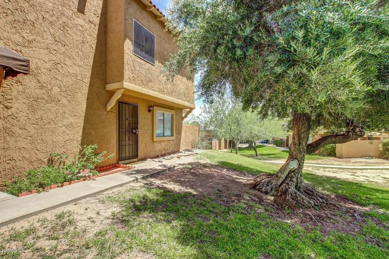 821 E Cochise Dr #B, Phoenix, AZ 85020