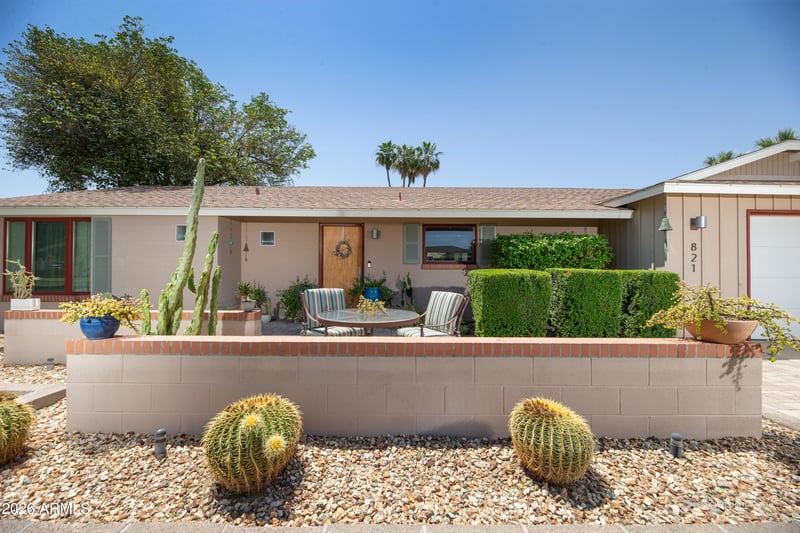 821 E Desert Park Ln, Phoenix, AZ 85020