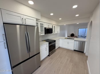 821 Fern Dr, Phoenix, AZ 85014