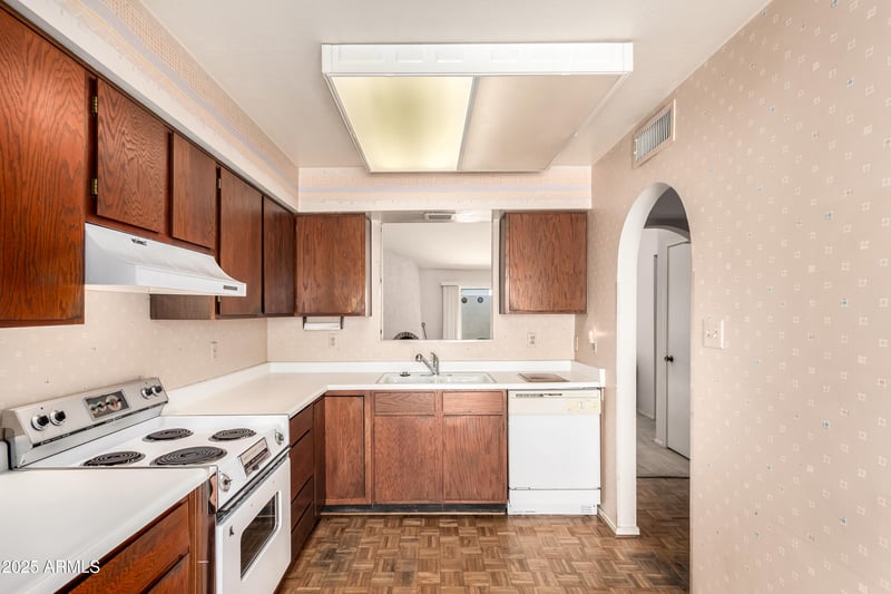 821 Fern Drive South Dr, Phoenix, AZ 85014