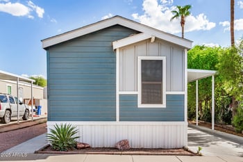 821 Kachina Trl, Phoenix, AZ 85040