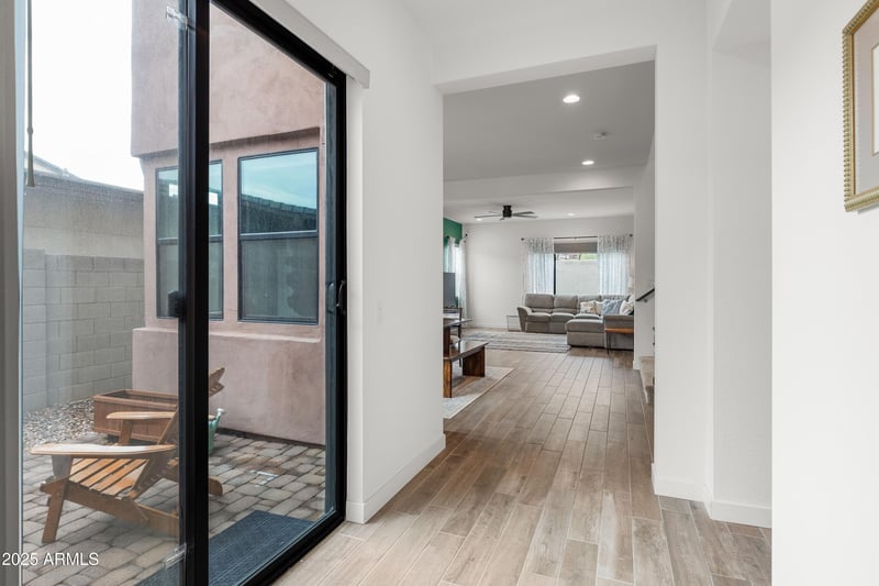821 Monte Way, Phoenix, AZ 85042