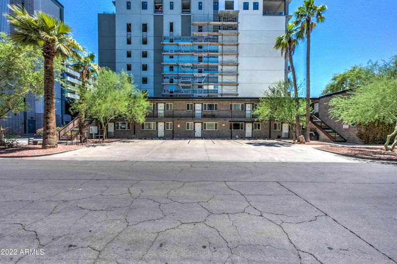 821 N 3rd St, Phoenix, AZ 85004
