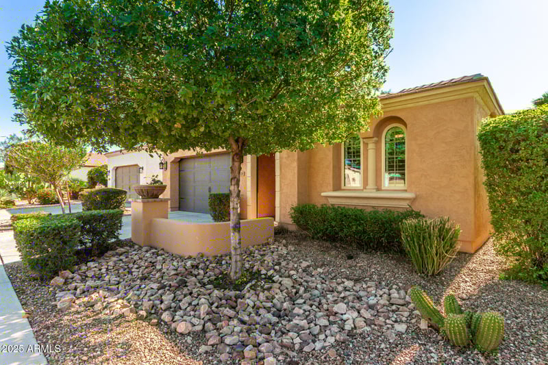821 Vesper Trl, San Tan Valley, AZ 85140