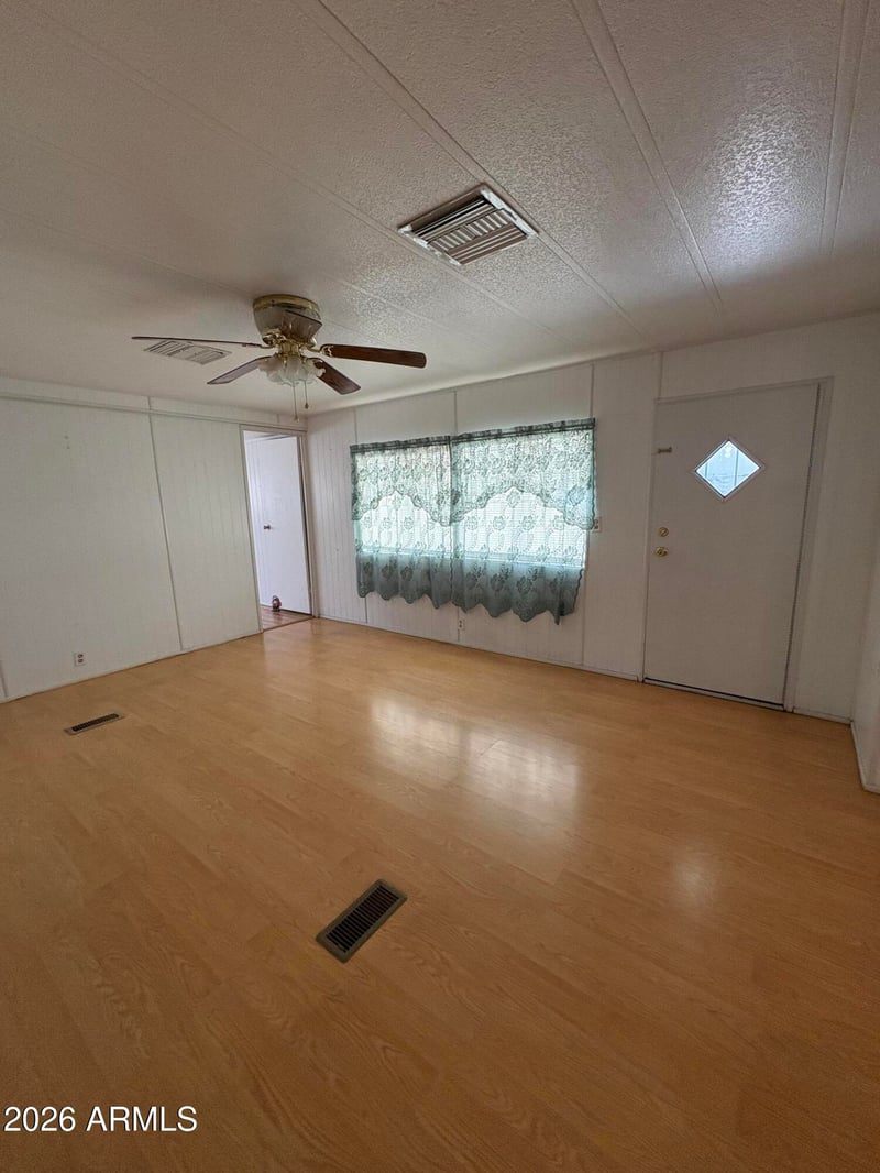 821 W Buist Ave, Phoenix, AZ 85041