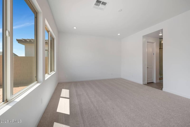 821 W J Waltz Way, Apache Junction, AZ 85120