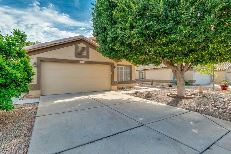 821 W Silver Creek Rd, Gilbert, AZ 85233