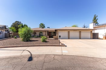 8210 50th Ave, Glendale, AZ 85302