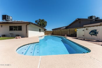 8210 50th Ave, Glendale, AZ 85302