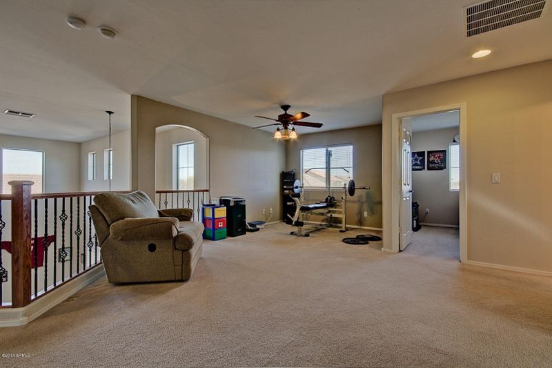 8210 S 22nd Ln, Phoenix, AZ 85041