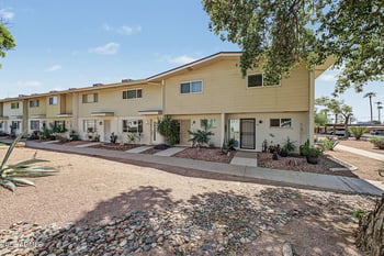 8211 E Garfield St #J3, Scottsdale, AZ 85257