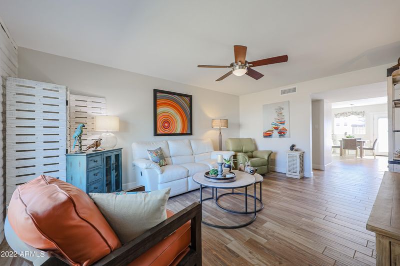 8211 E Rose Ln, Scottsdale, AZ 85250