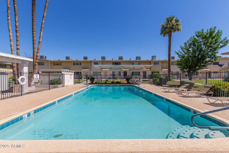 8211 Garfield St #J219, Scottsdale, AZ 85257