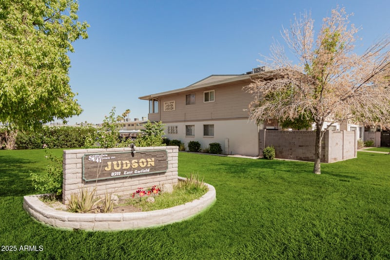 8211 Garfield St #J219, Scottsdale, AZ 85257