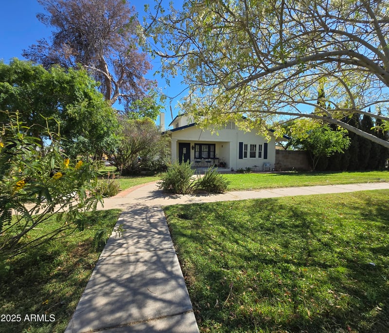 8211 Madison St, Peoria, AZ 85345