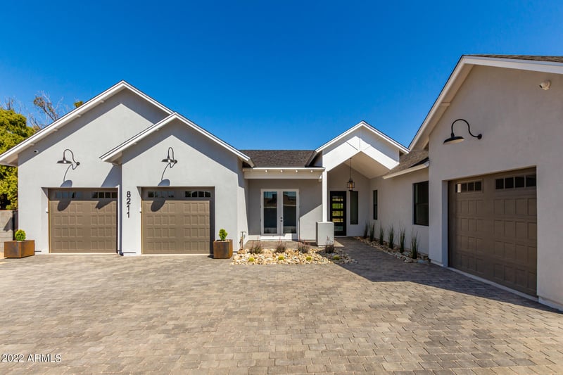 8211 N 17th Ave, Phoenix, AZ 85021