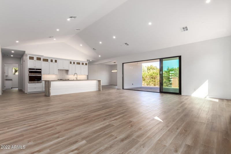 8211 N 17th Ave, Phoenix, AZ 85021