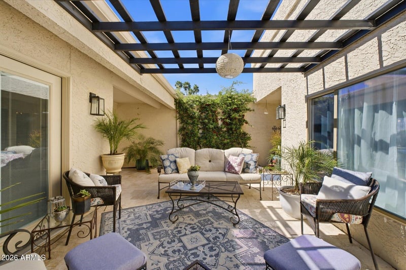 8212 Del Cuarzo Dr, Scottsdale, AZ 85258