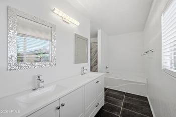 8212 Peralta Ave, Mesa, AZ 85212