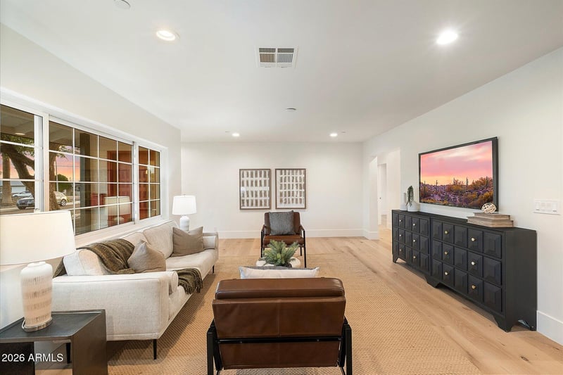 8212 E Wilshire Dr, Scottsdale, AZ 85257