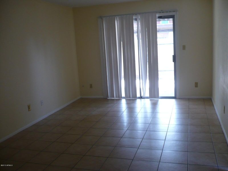 8212 N 34th Dr, Phoenix, AZ 85051