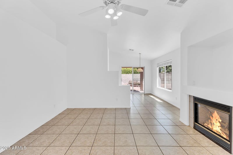 8212 Pontiac Dr, Peoria, AZ 85382