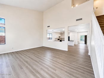 8212 Forest Grove Ave, Phoenix, AZ 85043