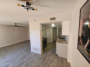 8213 33rd Ln, Phoenix, AZ 85051