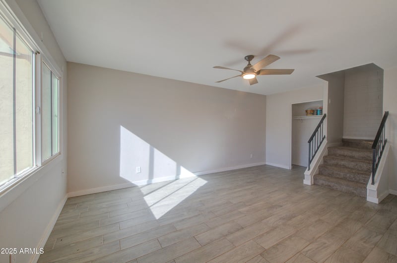 8213 33rd Ln, Phoenix, AZ 85051